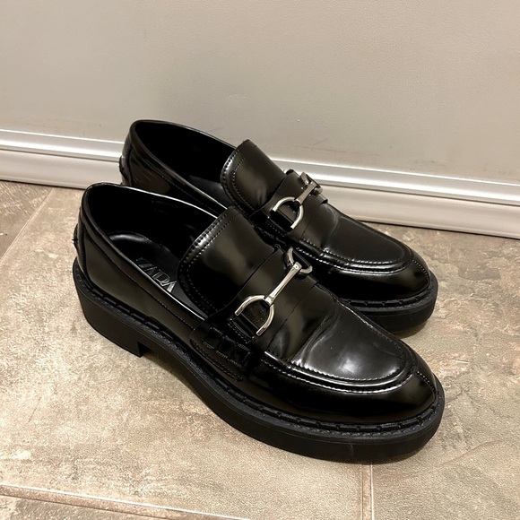 Women’s Black Patent Faux Leather Loafers - Picture 2 of 5